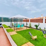 Golden Wave Villa